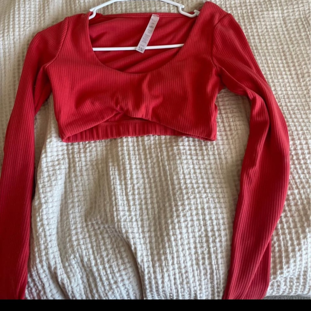 Red Ribbed Long Sleeve Crop Top
